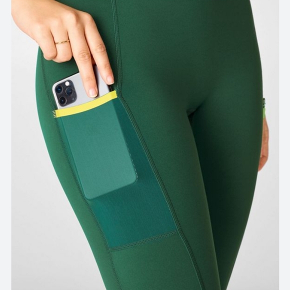 Fabletics Green Trinity Motion365 HW Utility Leggings Small - Picture 4 of 5